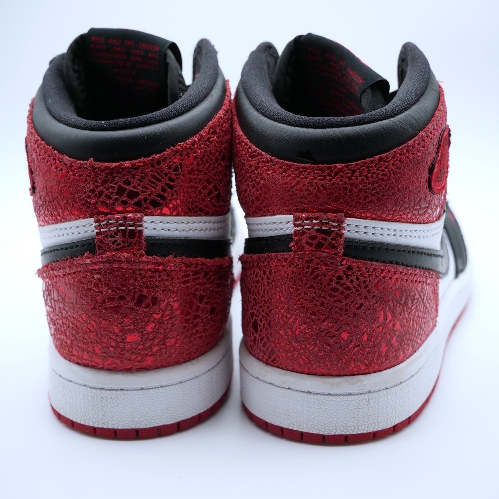 Nike Air Jordan 1 Retro High OG Satin Bred Kids Shoes FD2597-602 Size 2.5Y - Picture 5 of 6